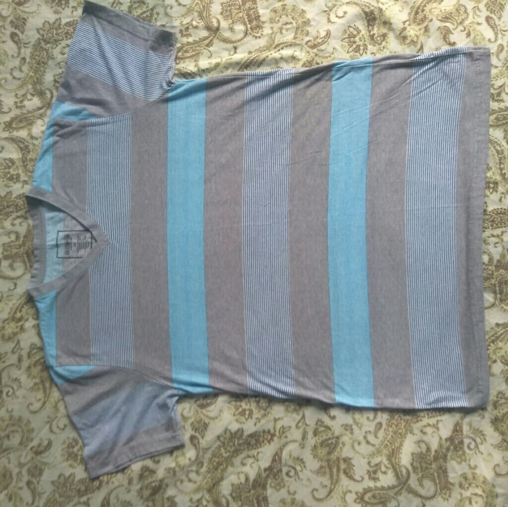 NWOT Dikotomy Men's T Shirt